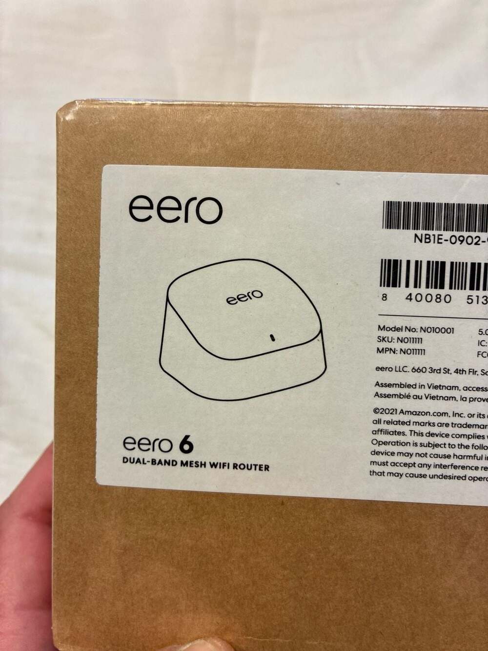 Amazon eero 6 Dual-Band Mesh WiFi Router, Model N010001